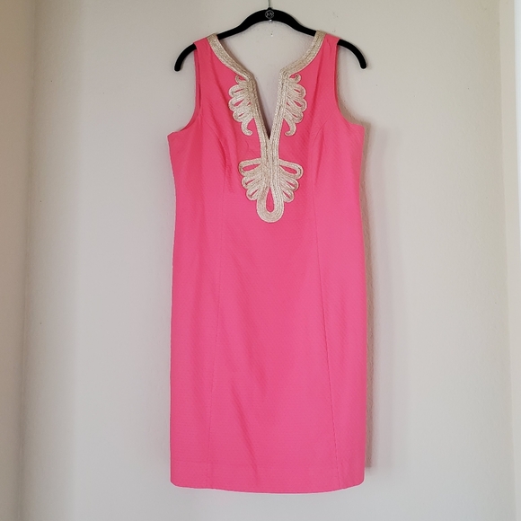 Lilly Pulitzer Dresses & Skirts - Lilly Pulitzer Womens Shift Sleeveless Dress Pink w/Gold Trim Sz 12 Resortwear